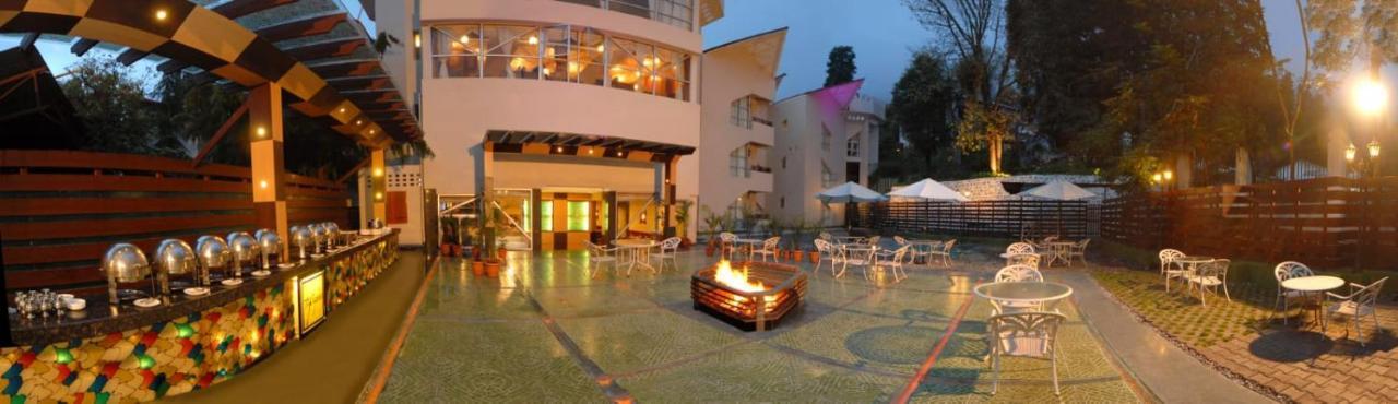 Hotel Arif Castle, Nainital Buitenkant foto